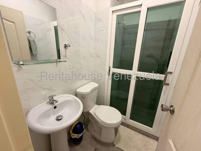 Apartamento (1 Nivel) en Alquiler en El Hatillo, Distrito Metropolitano - 21