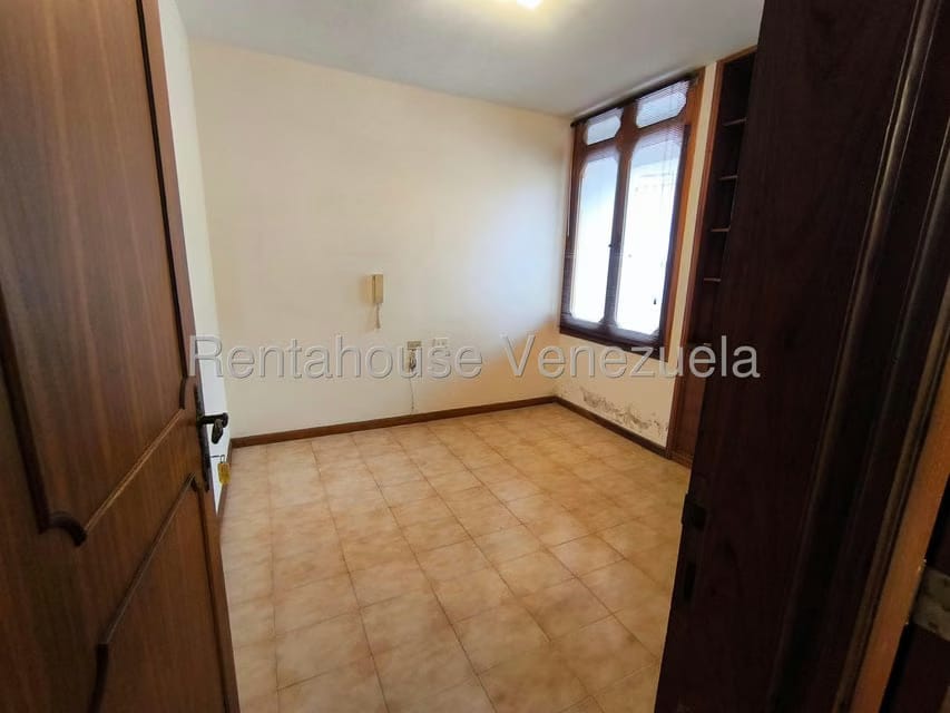 Casa (Duplex) en Venta en Los Naranjos del Cafetal, Distrito Metropolitano - 15