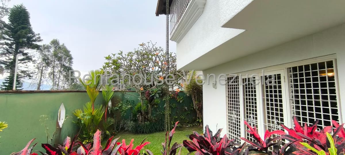 Casa (Duplex) en Venta en Los Naranjos del Cafetal, Distrito Metropolitano - 3