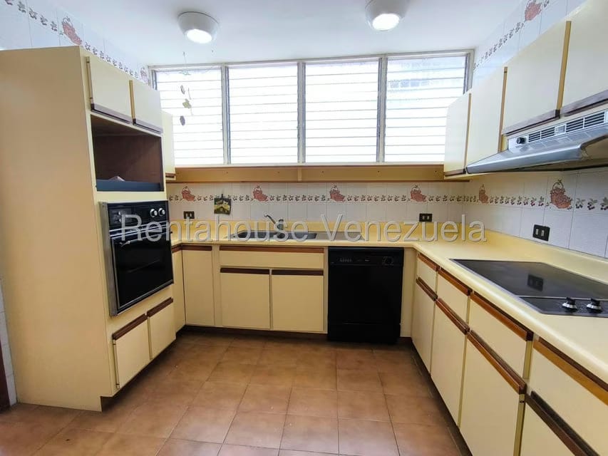 Casa (Duplex) en Venta en Los Naranjos del Cafetal, Distrito Metropolitano - 22