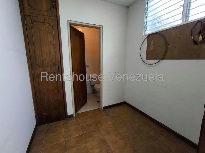 Casa (Duplex) en Venta en Los Naranjos del Cafetal, Distrito Metropolitano - 25