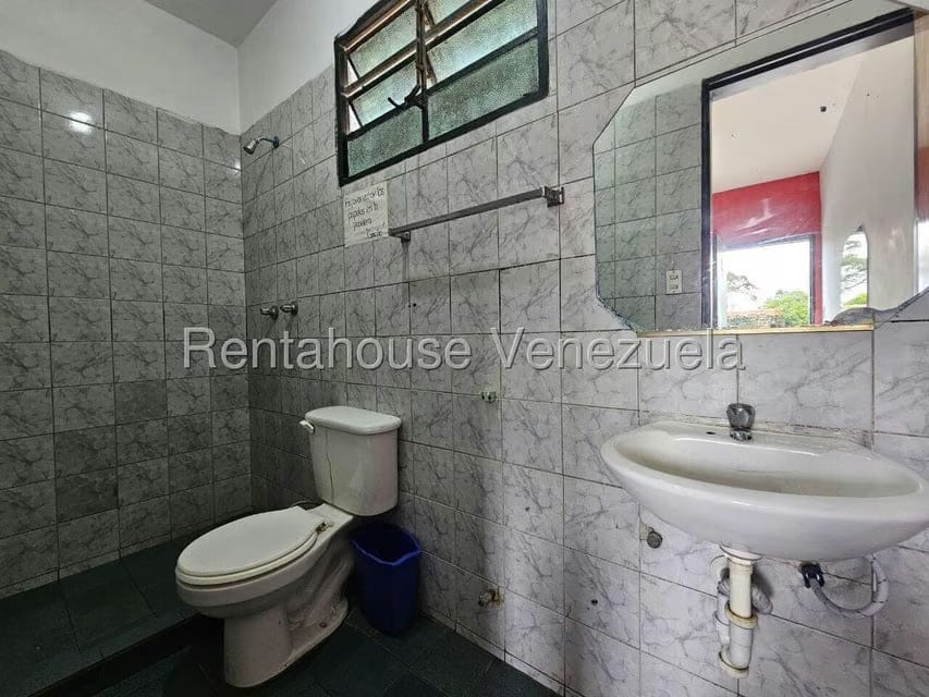 Comercial (Local Comercial) en Venta en El Junquito, Distrito Metropolitano - 26