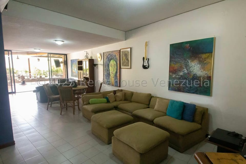 Casa (Multipes Niveles) en Venta en Los Naranjos del Cafetal, Distrito Metropolitano - 21