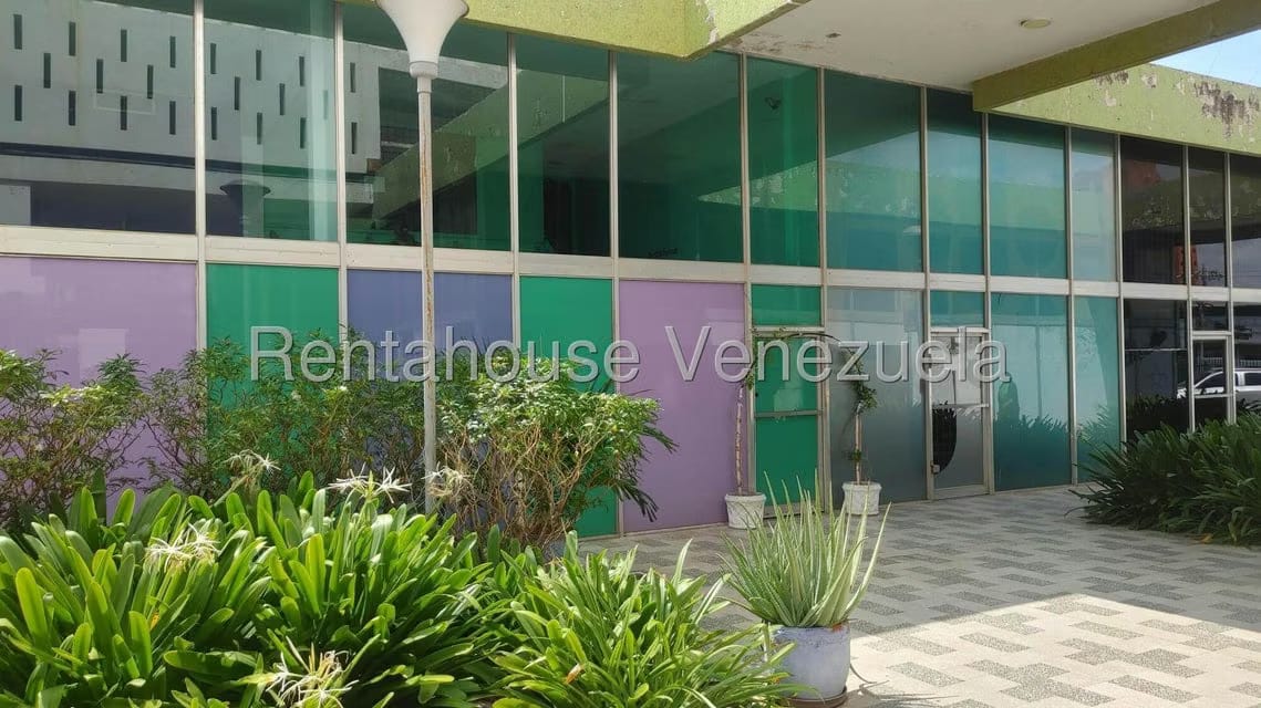 Comercial (Local Comercial) en Alquiler en Avenida Bella Vista, Zulia - 2