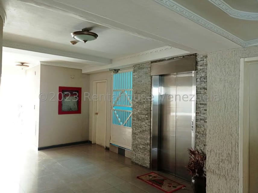 Apartamento (1 Nivel) en Venta en El Bosque, Aragua - 4