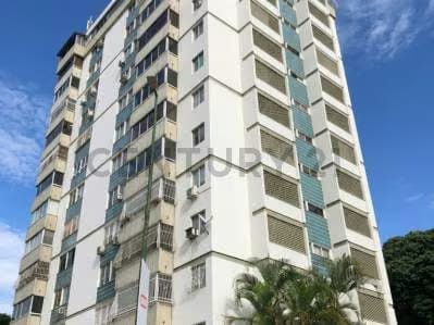 HA-PENT HOUSE de oportunidad, Urb. El Marqués, excelente ubicación Av. Sanz