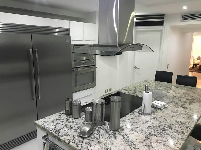 Apartamento (Duplex) en Venta en Solar del Hatillo, Distrito Metropolitano - 12