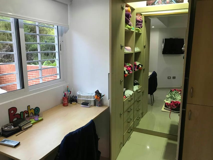 Apartamento (Duplex) en Venta en Solar del Hatillo, Distrito Metropolitano - 24