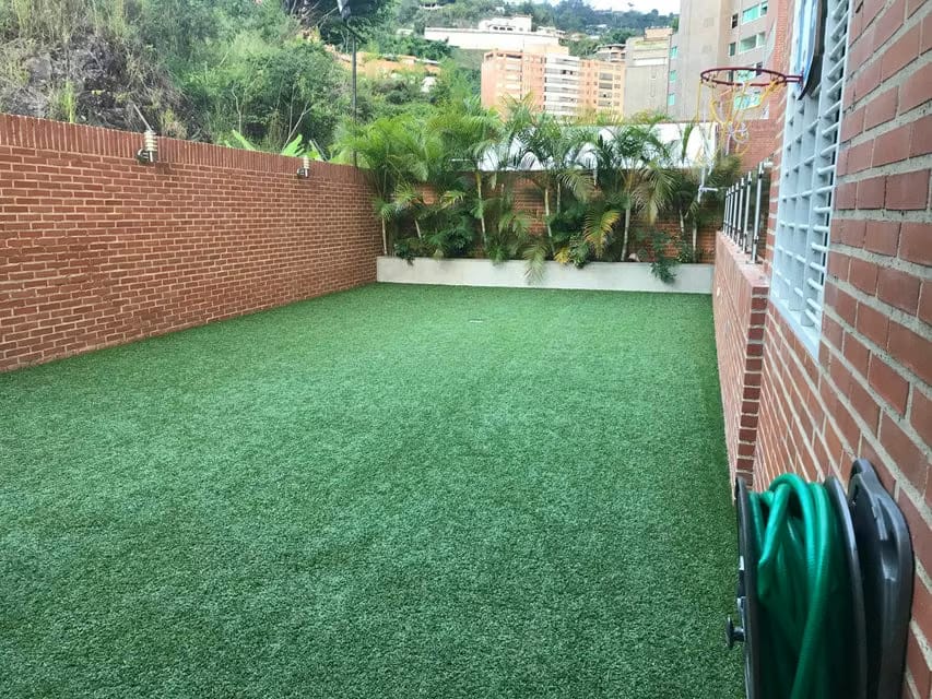 Apartamento (Duplex) en Venta en Solar del Hatillo, Distrito Metropolitano - 28