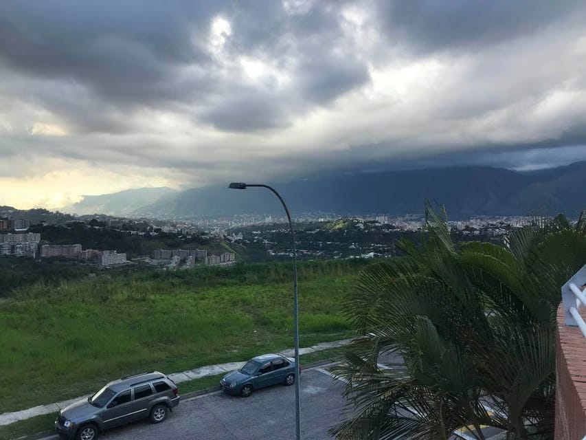 Apartamento (Duplex) en Venta en Solar del Hatillo, Distrito Metropolitano - 44