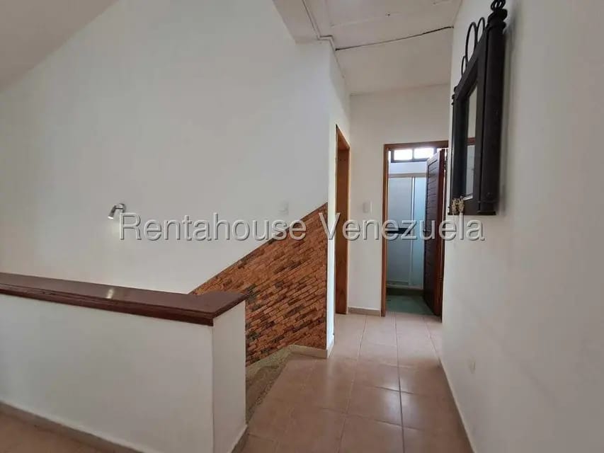 Townhouse (Duplex) en Venta en Tucacas, Falcon - 27