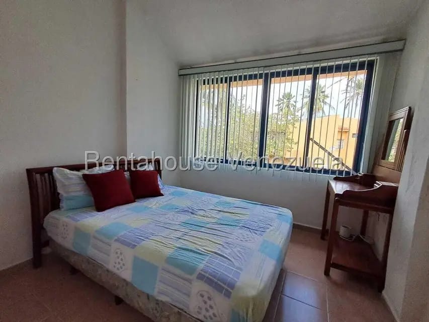 Townhouse (Duplex) en Venta en Tucacas, Falcon - 40