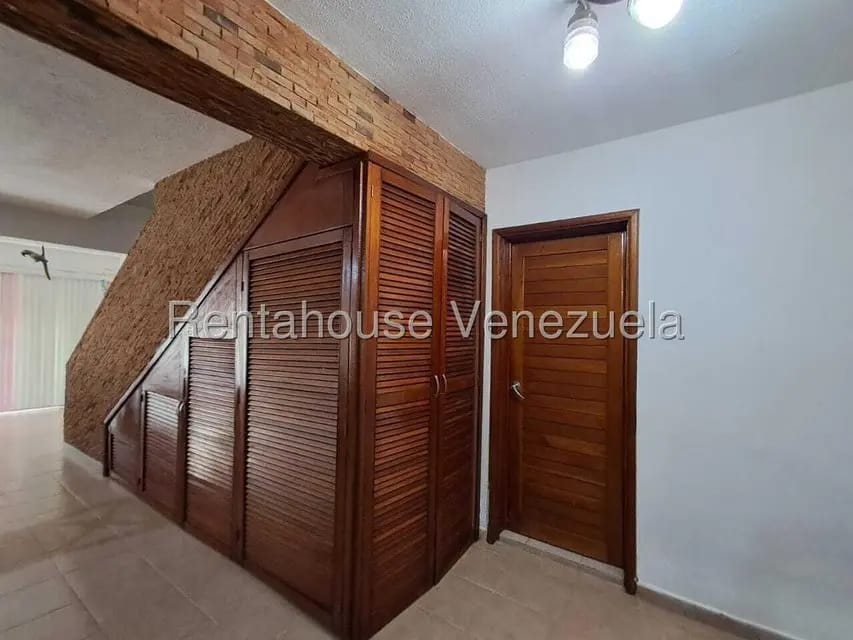 Townhouse (Duplex) en Venta en Tucacas, Falcon - 6