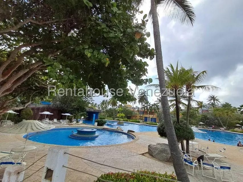 Townhouse (Duplex) en Venta en Tucacas, Falcon - 57