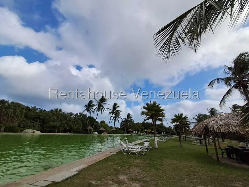 Townhouse (Duplex) en Venta en Tucacas, Falcon - 61