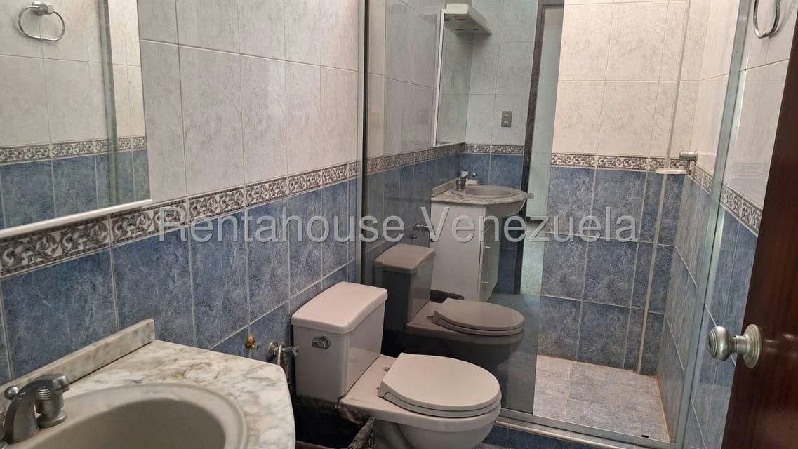 Comercial (Oficina) en Alquiler en El Recreo, Carabobo - 4
