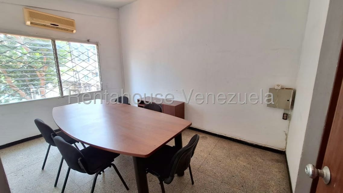 Comercial (Oficina) en Alquiler en El Recreo, Carabobo - 7