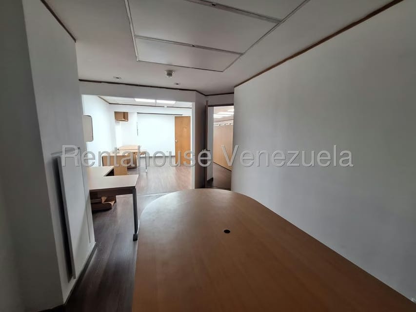 Comercial (Oficina) en Venta en Chuao, Distrito Metropolitano - 9