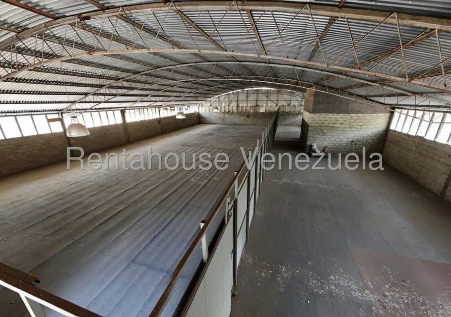 Comercial (Galpon - Deposito) en Venta en Colinas de Carrizal, Miranda - 4