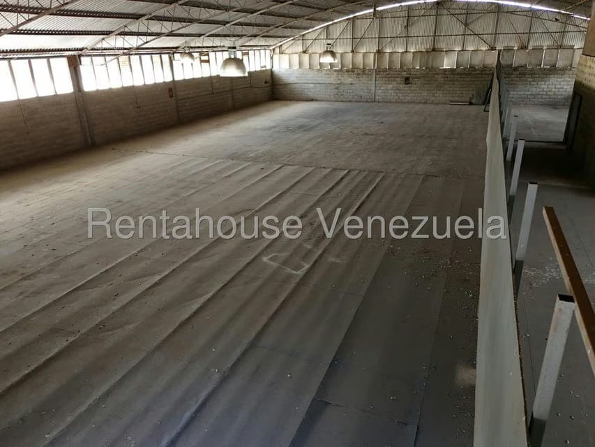 Comercial (Galpon - Deposito) en Venta en Colinas de Carrizal, Miranda - 8