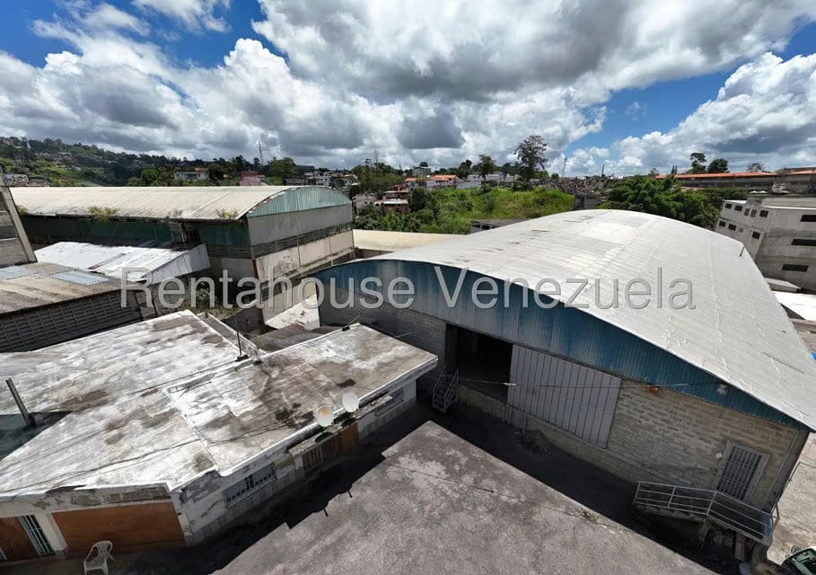 Comercial (Galpon - Deposito) en Venta en Colinas de Carrizal, Miranda - 9