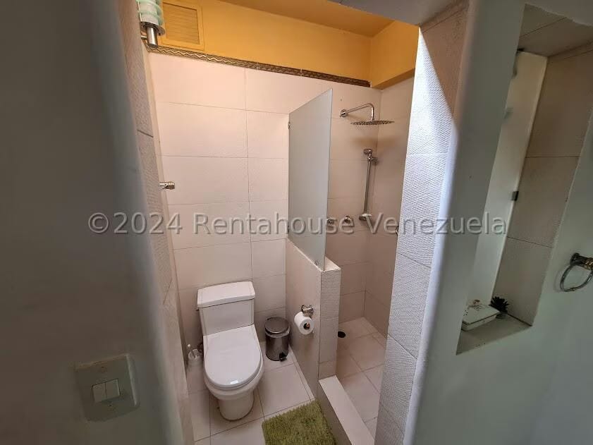 Apartamento (1 Nivel) en Venta en Cumbres de Curumo, Distrito Metropolitano - 18