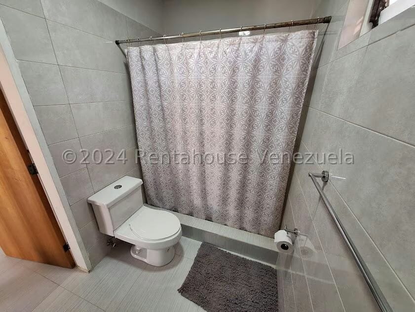 Apartamento (1 Nivel) en Venta en Cumbres de Curumo, Distrito Metropolitano - 31