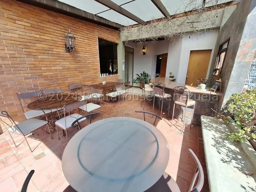 Apartamento (1 Nivel) en Venta en Cumbres de Curumo, Distrito Metropolitano - 35