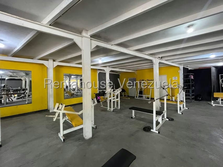 Comercial (Local Comercial) en Venta en Zona Oeste, Lara - 12