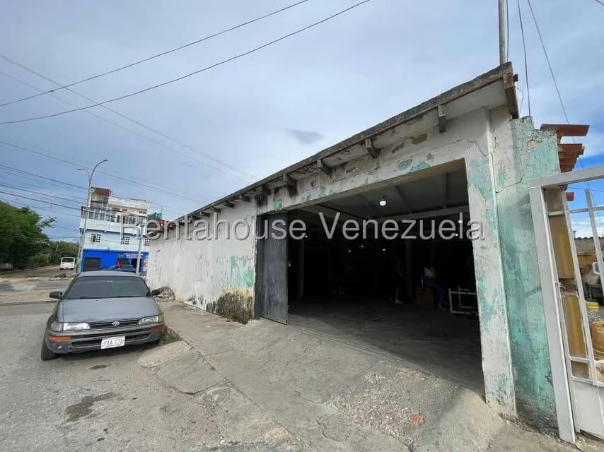 Comercial (Local Comercial) en Venta en Zona Oeste, Lara - 18