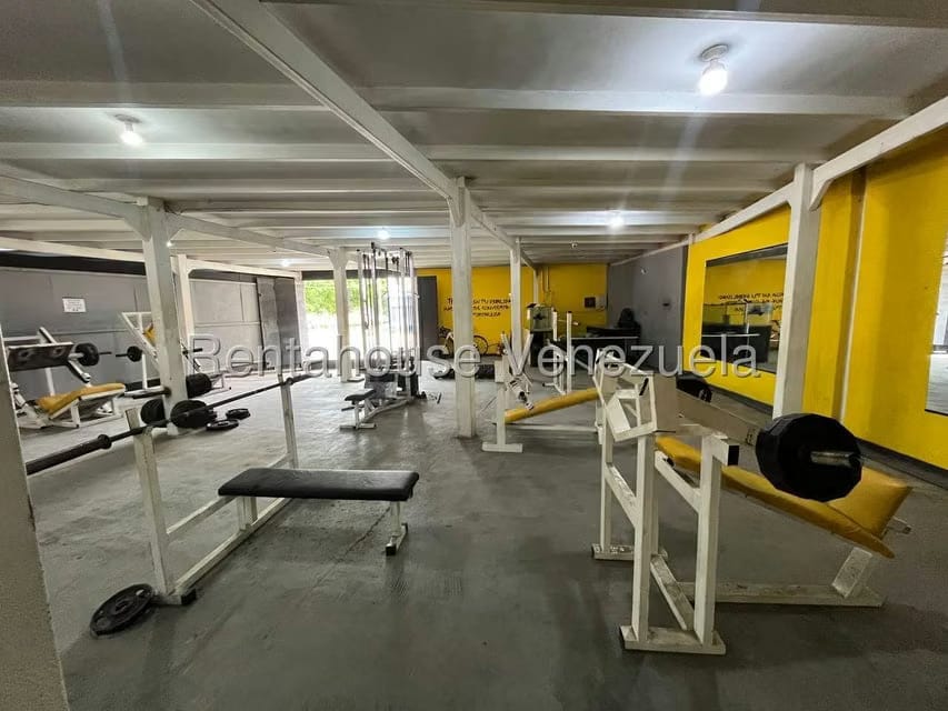 Comercial (Local Comercial) en Venta en Zona Oeste, Lara - 9
