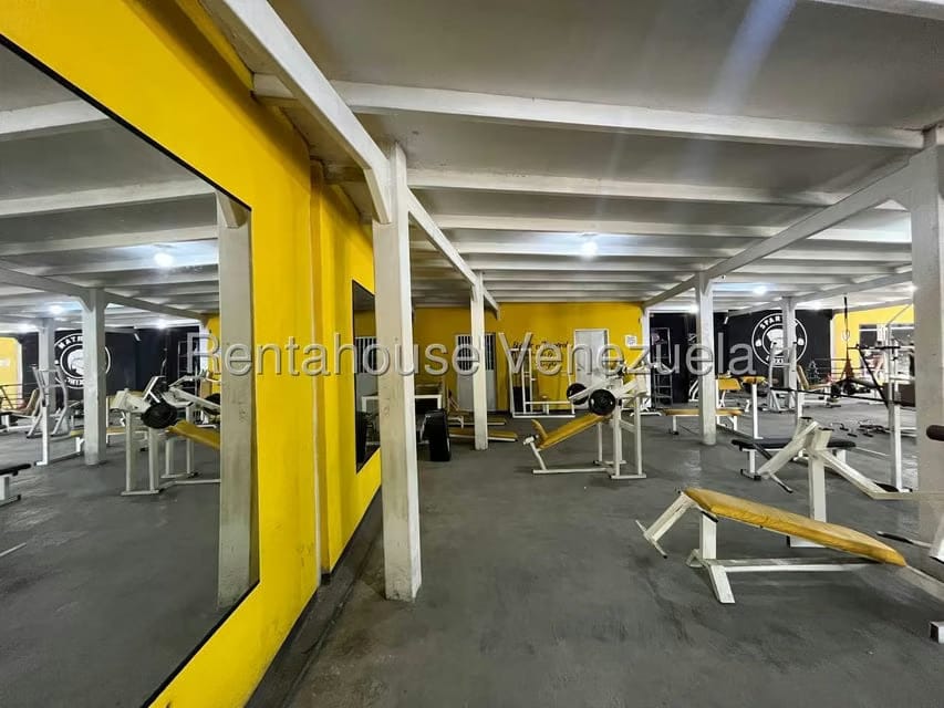 Comercial (Local Comercial) en Venta en Zona Oeste, Lara - 10