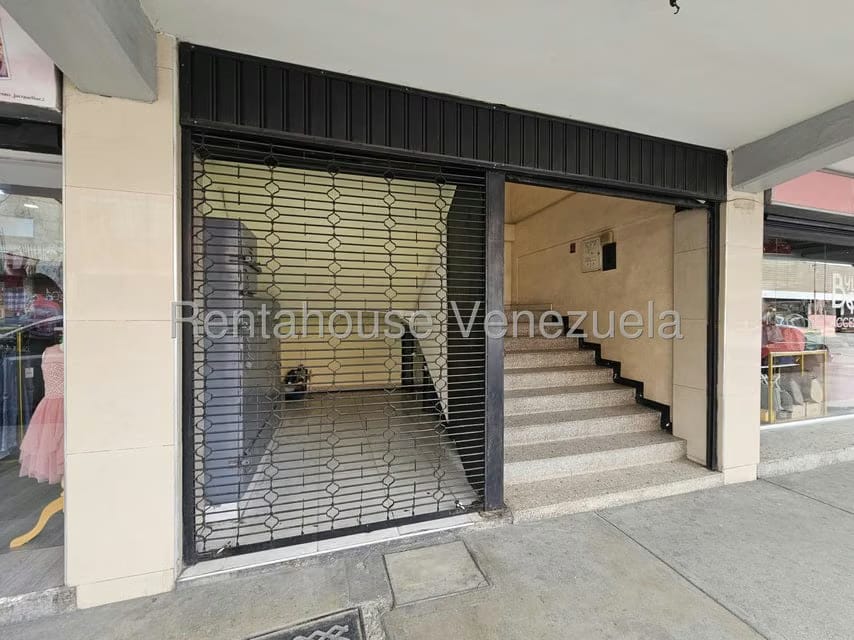 Comercial (Local Comercial) en Alquiler en Centro, Lara - 2