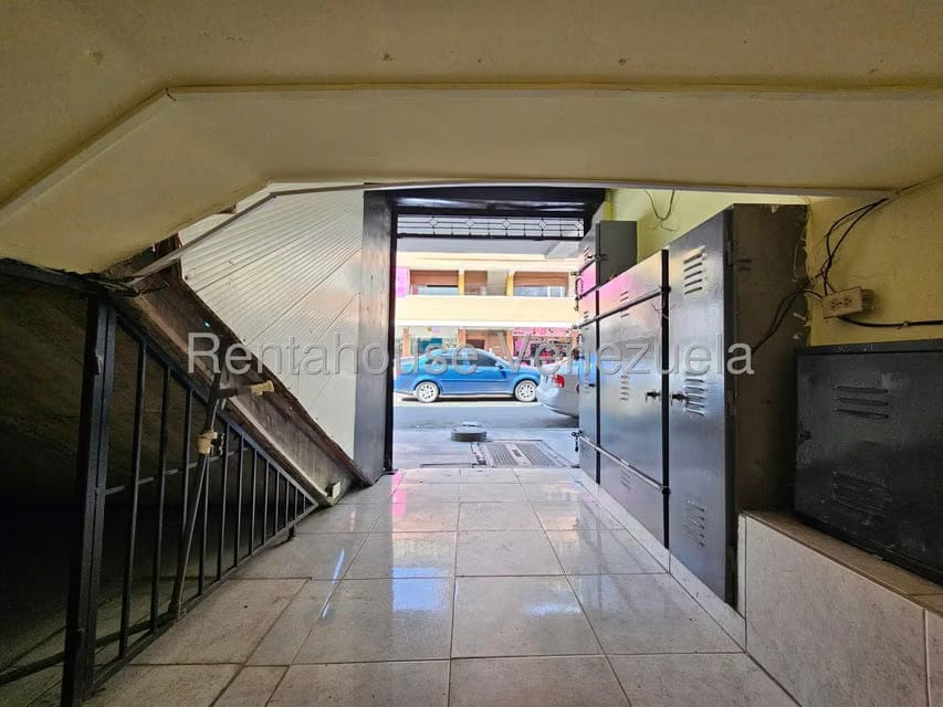 Comercial (Local Comercial) en Alquiler en Centro, Lara - 11