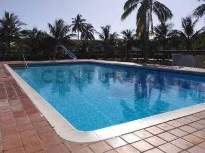 Gran oportunidad se vende amplio apartamento en Rio Chico Yep 28