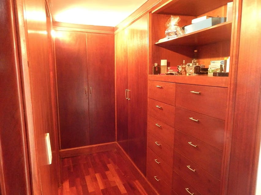 Casa (Multipes Niveles) en Venta en Monte Claro, Distrito Metropolitano - 36