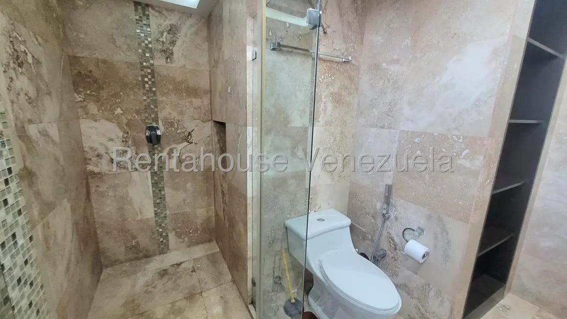 Casa (1 Nivel) en Venta en Ciudad Roca, Lara - 41