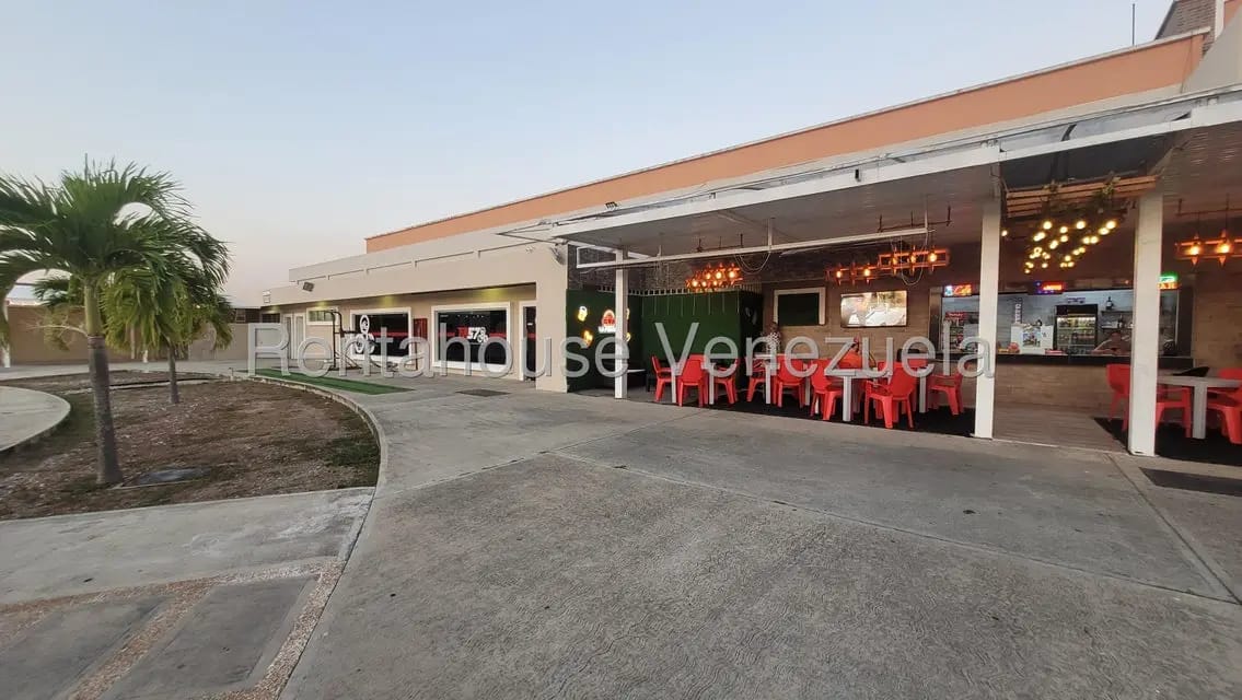 Casa (1 Nivel) en Venta en Ciudad Roca, Lara - 61