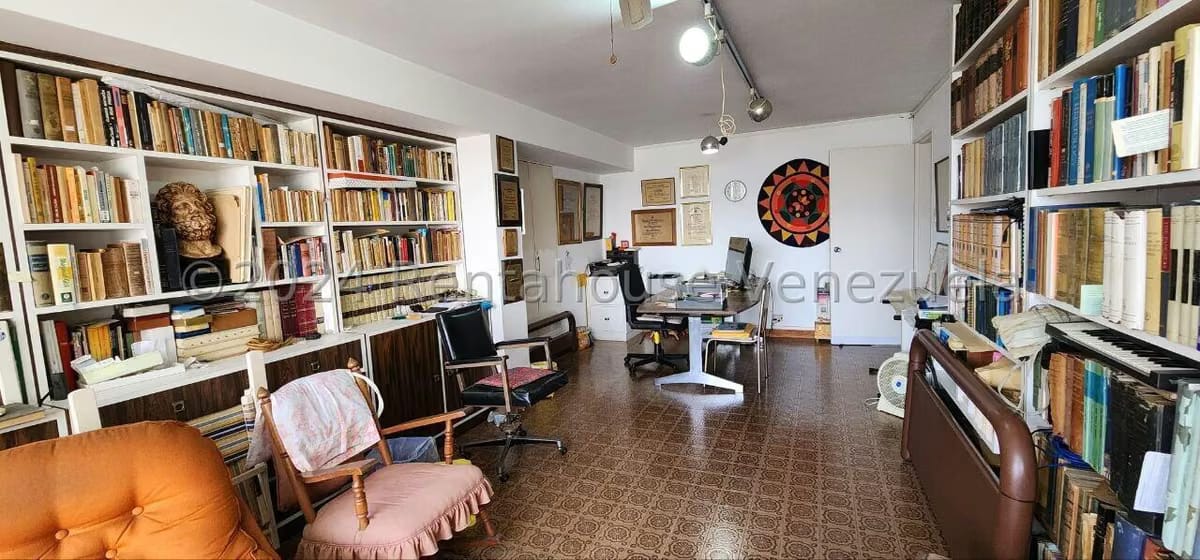 Apartamento (1 Nivel) en Venta en Colinas de Bello Monte, Distrito Metropolitano - 25