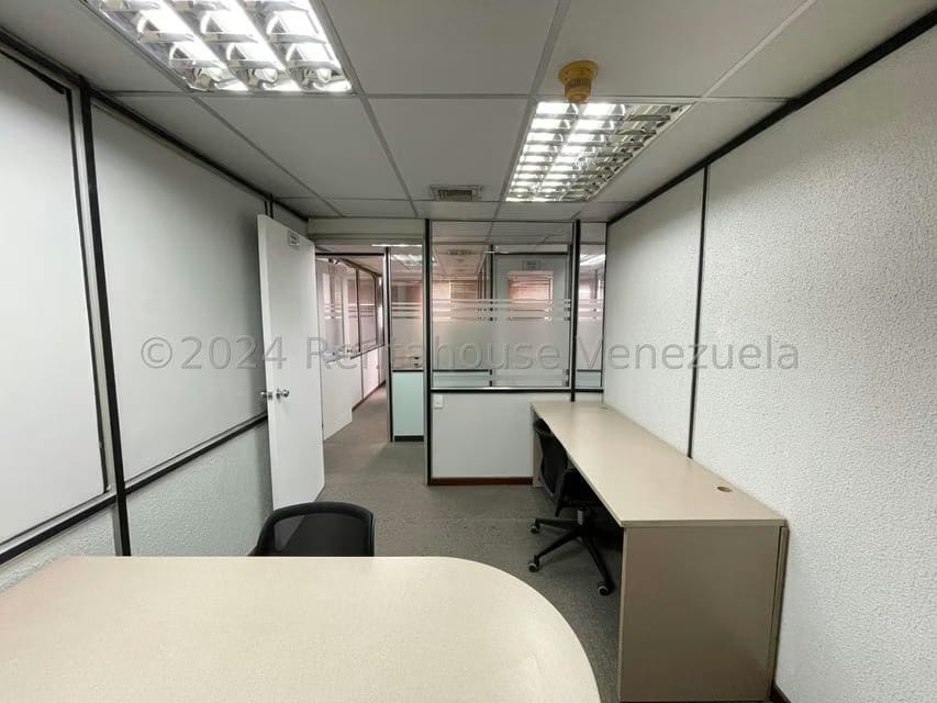 Comercial (Oficina) en Venta en La Trinidad, Distrito Metropolitano - 11