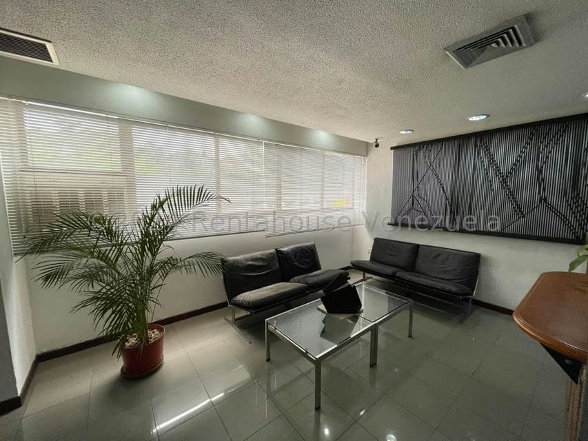 Comercial (Oficina) en Venta en La Trinidad, Distrito Metropolitano - 4