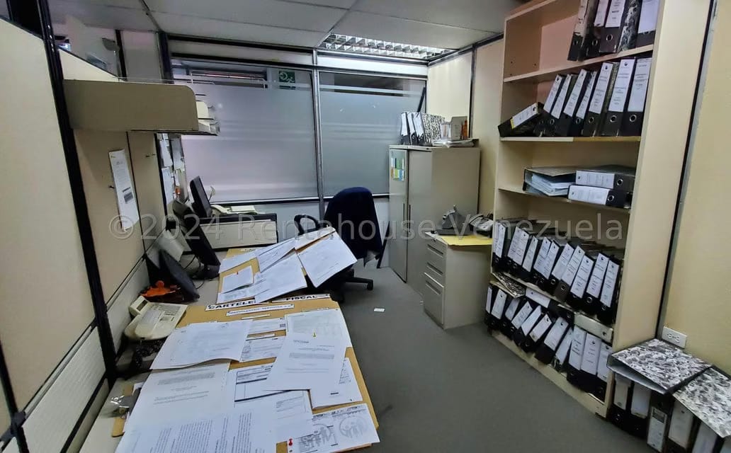 Comercial (Oficina) en Venta en La Trinidad, Distrito Metropolitano - 36