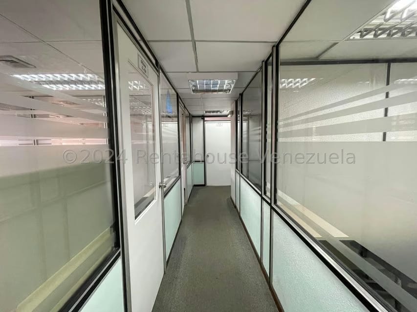 Comercial (Oficina) en Venta en La Trinidad, Distrito Metropolitano - 8