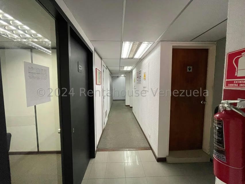 Comercial (Oficina) en Venta en La Trinidad, Distrito Metropolitano - 9