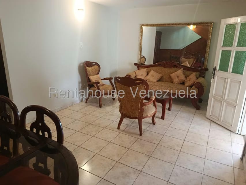 Casa (Multipes Niveles) en Alquiler en Sector Bobare, Falcon