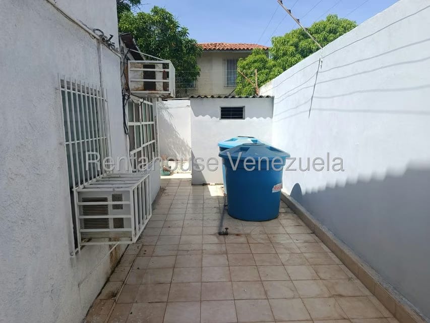 Casa (Multipes Niveles) en Alquiler en Sector Bobare, Falcon - 18