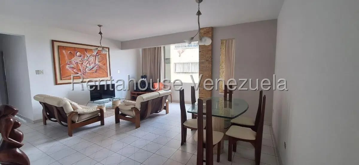 Apartamento (1 Nivel) en Venta en Colinas de Bello Monte, Distrito Metropolitano - 2