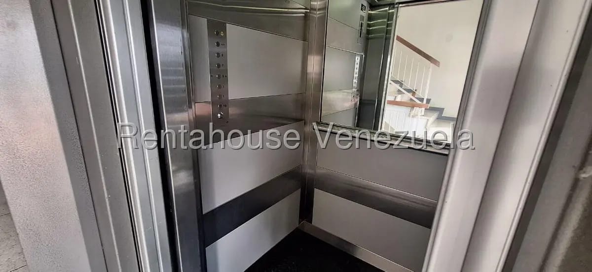 Apartamento (1 Nivel) en Venta en Colinas de Bello Monte, Distrito Metropolitano - 22