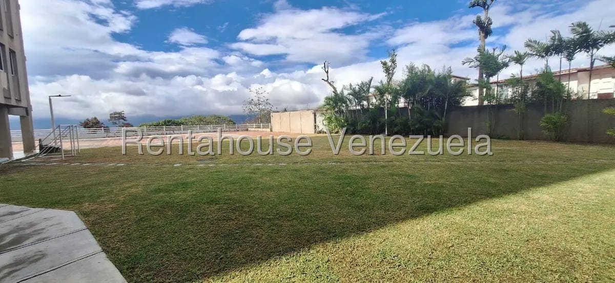 Apartamento (1 Nivel) en Venta en Colinas de Bello Monte, Distrito Metropolitano - 26