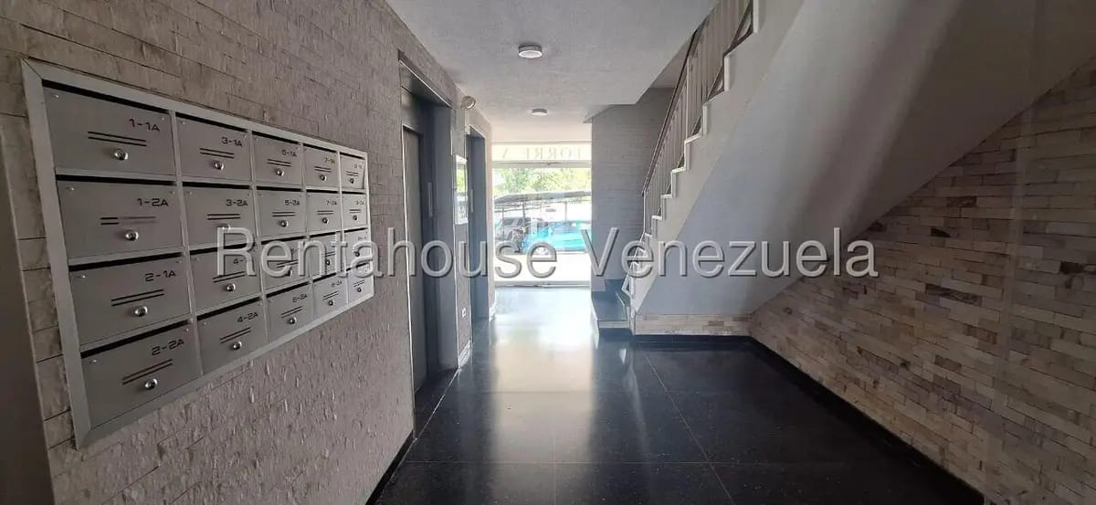Apartamento (1 Nivel) en Venta en Colinas de Bello Monte, Distrito Metropolitano - 28